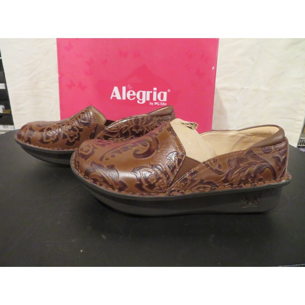 NWT Womens Yeehaw Brown Alegria Debra Shoes, 5.5 / 6  36
